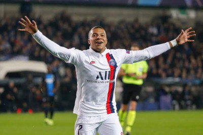 Kylian Mbappe Mulai Melampaui  Rekor Messi dan Ronaldo thumbnail